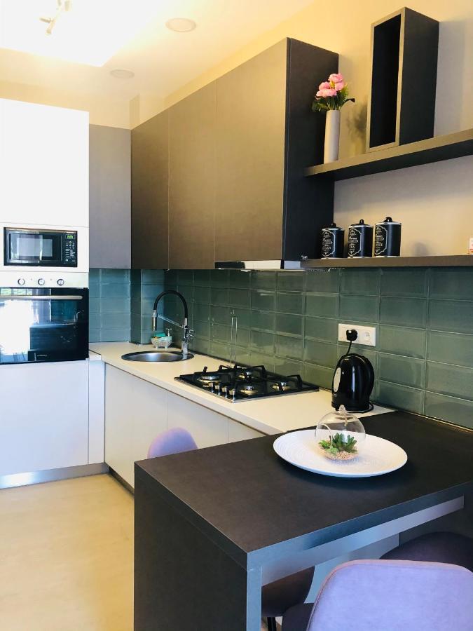 Wellconect Apartment คูทายสิ ภายนอก รูปภาพ